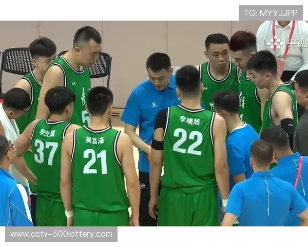 辽宁半场仅三人得分,轮换阶段阵容深度告急 辽宁半场仅三人得分,轮换阶段阵容深度告急