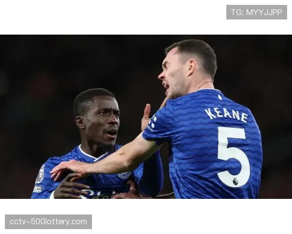 老球场不变回忆:回顾红魔客战埃弗顿