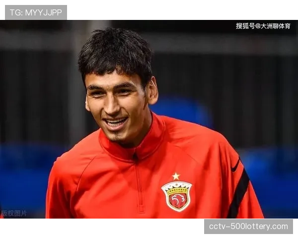 聚焦：21岁小将阿布拉汗首次戴上上海海港队长袖标